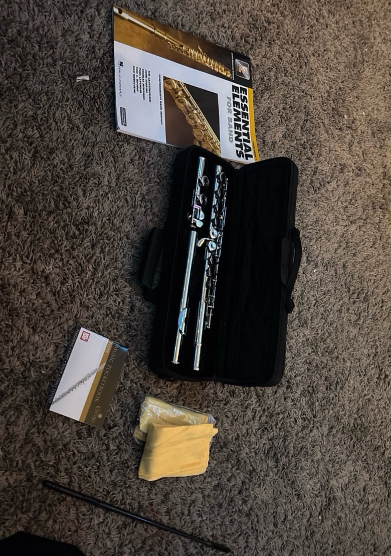 Flute with the flute book 1
