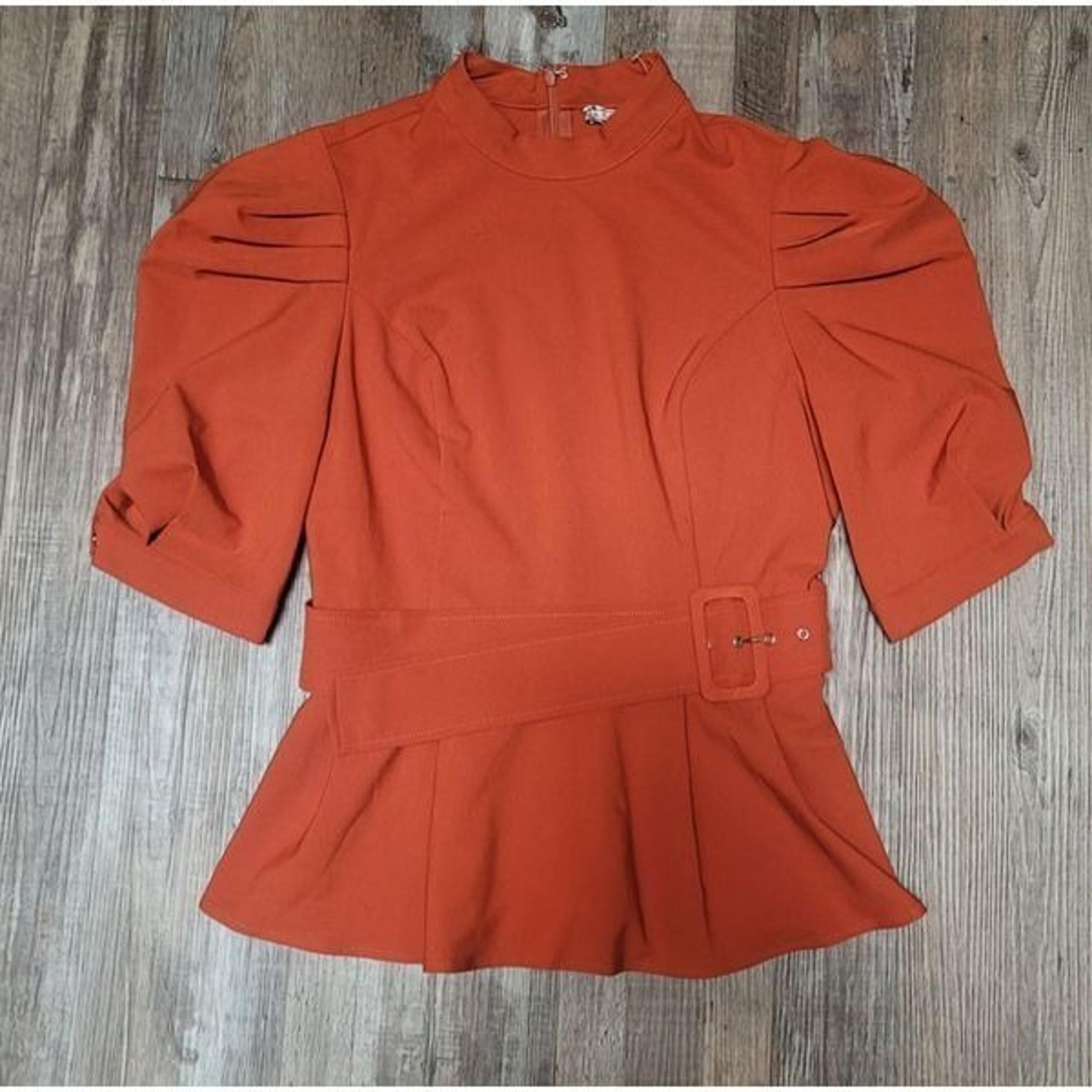 A. Calin By Flying Tomato Shirt Blouse Belt Medium Shirt