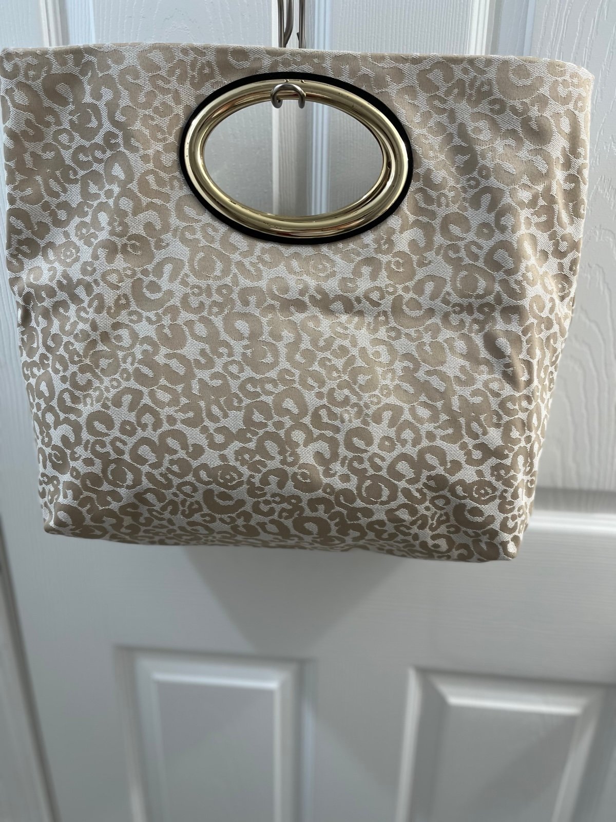 Beautiful Antonio Melani Handbag