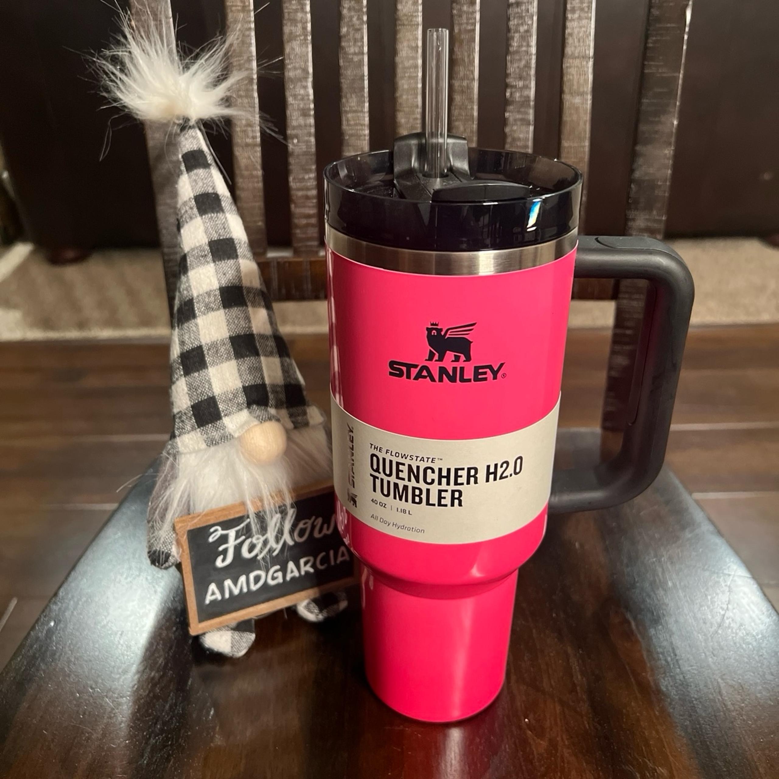 STANLEY 40oz QUENCHER Tumbler NEW HARD TO FIND