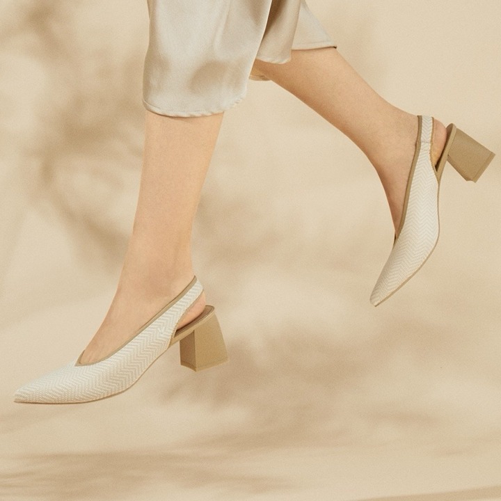 NEW Vivaia Leah Pointed-Toe Sling-Back Heels Chevron Beige Women’s 37 / US 6.5