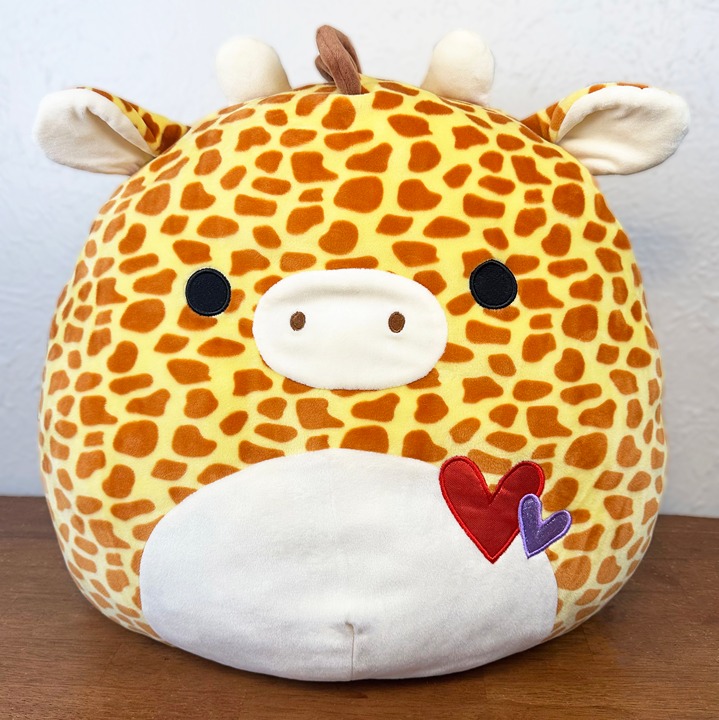 Limited Squishmallow Micah Giraffe 16” Hearts Plushie Pillow Pet Kellytoy