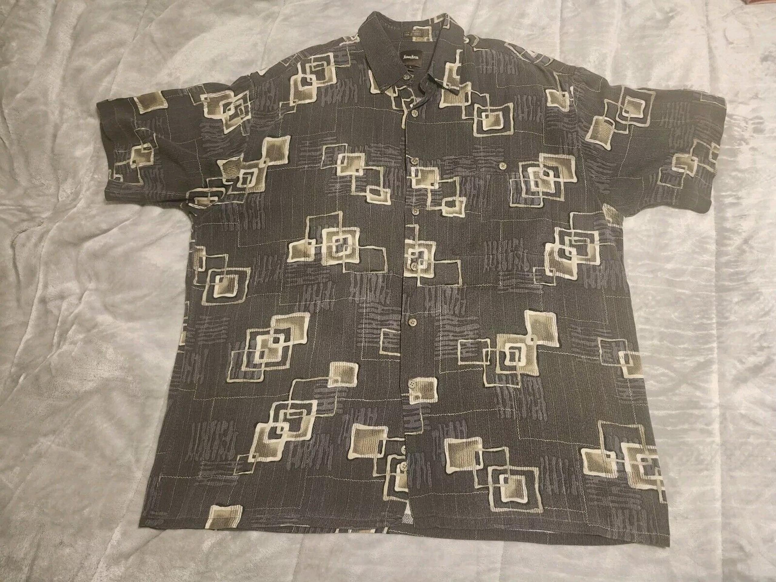 Neiman Marcus Shirt Mens Size L Gray Geometric Button Up Short Sleeve 100% Rayon