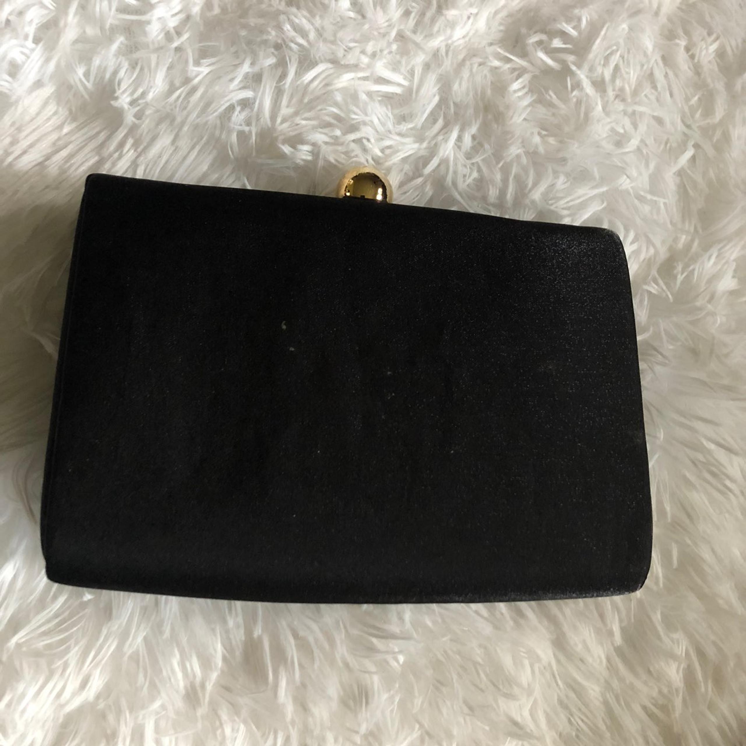 Valerie Stevens Crossbody Bag