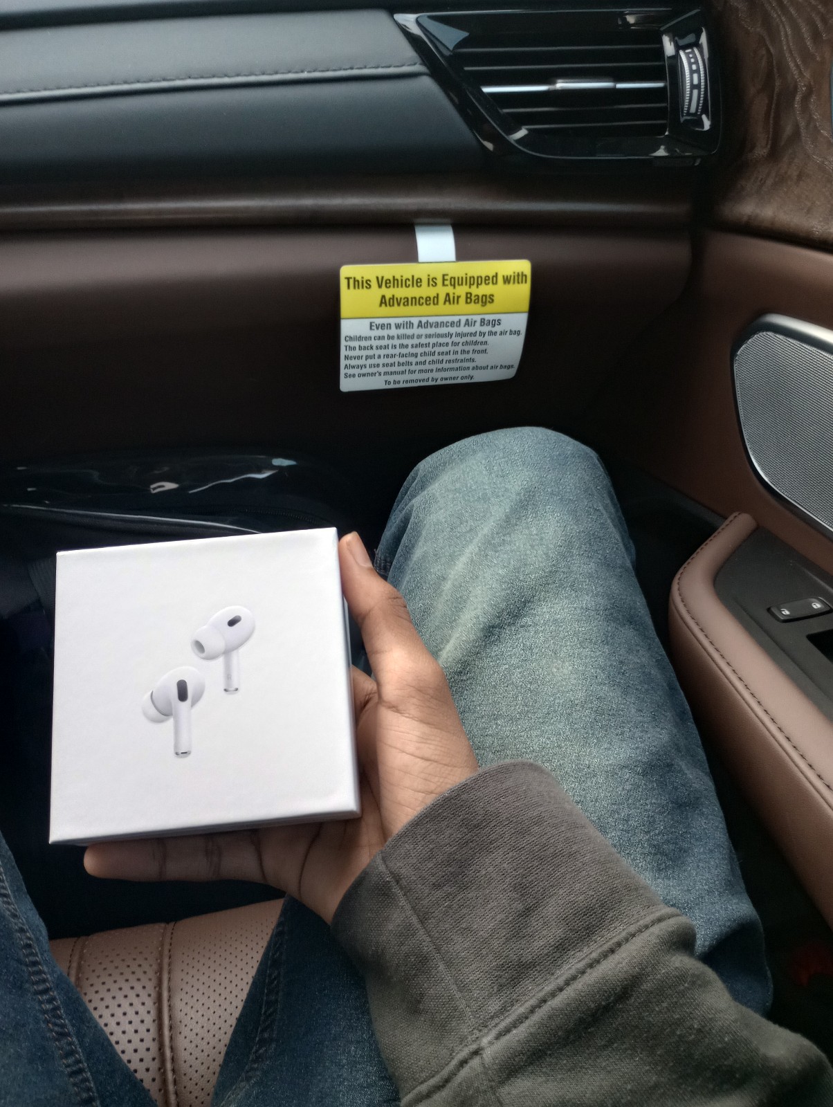 Apple AirPods Pros 2
