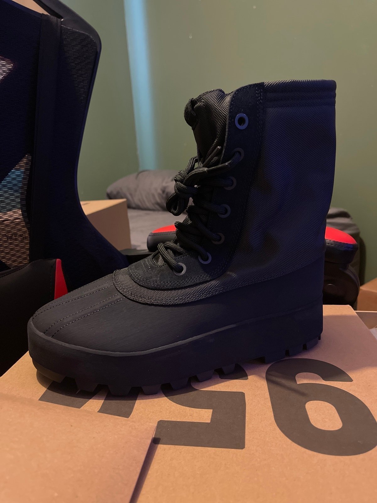 Yeezy Boot 950 Pirate Black