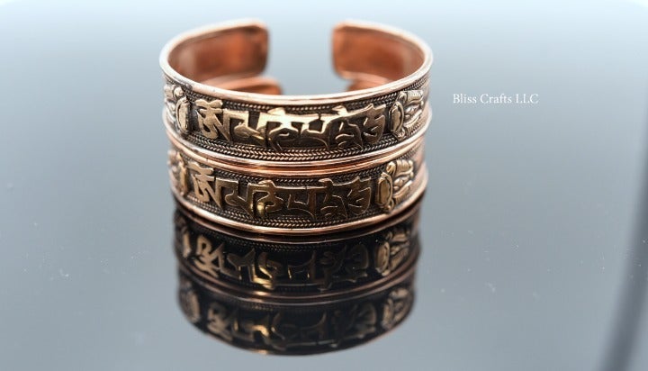 Set 2 Om Mani Padme Hum Unisex Hand Made Tibetan Bracelet Set 2 Om Mani Padme Hum Unisex Hand Made Tibetan Bracelet