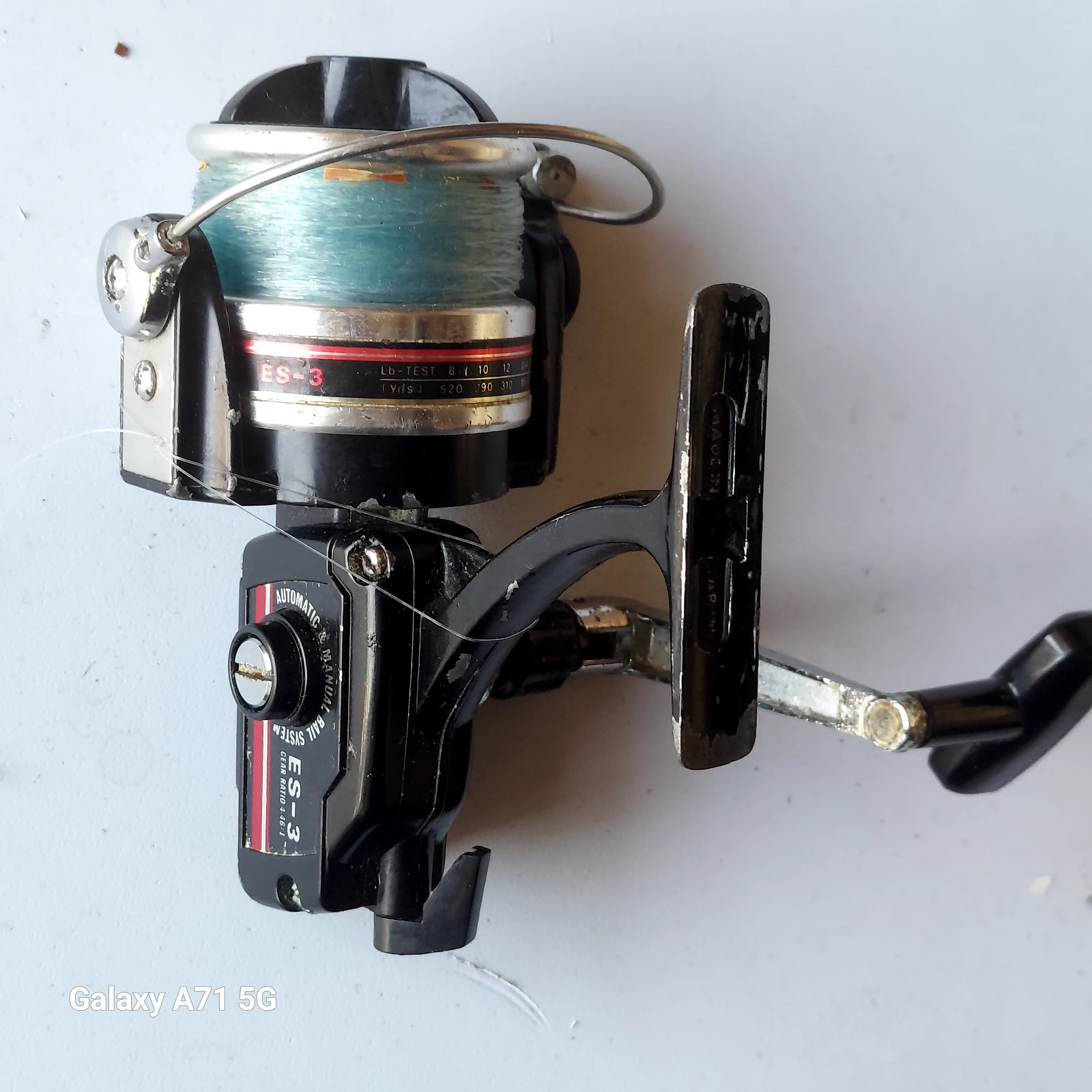 VINTAGE OLYMPIC (ES-3) SPINNING REEL (Very Clean)