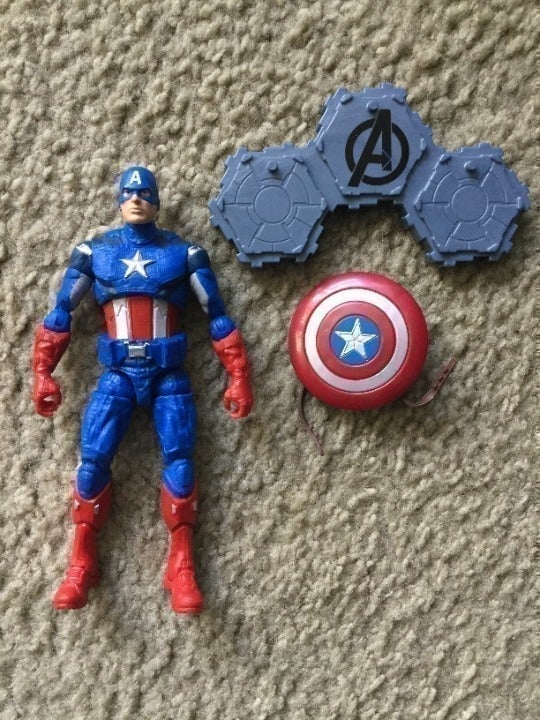 Captain America from The Avengers 2012: 6 inch Action Figure