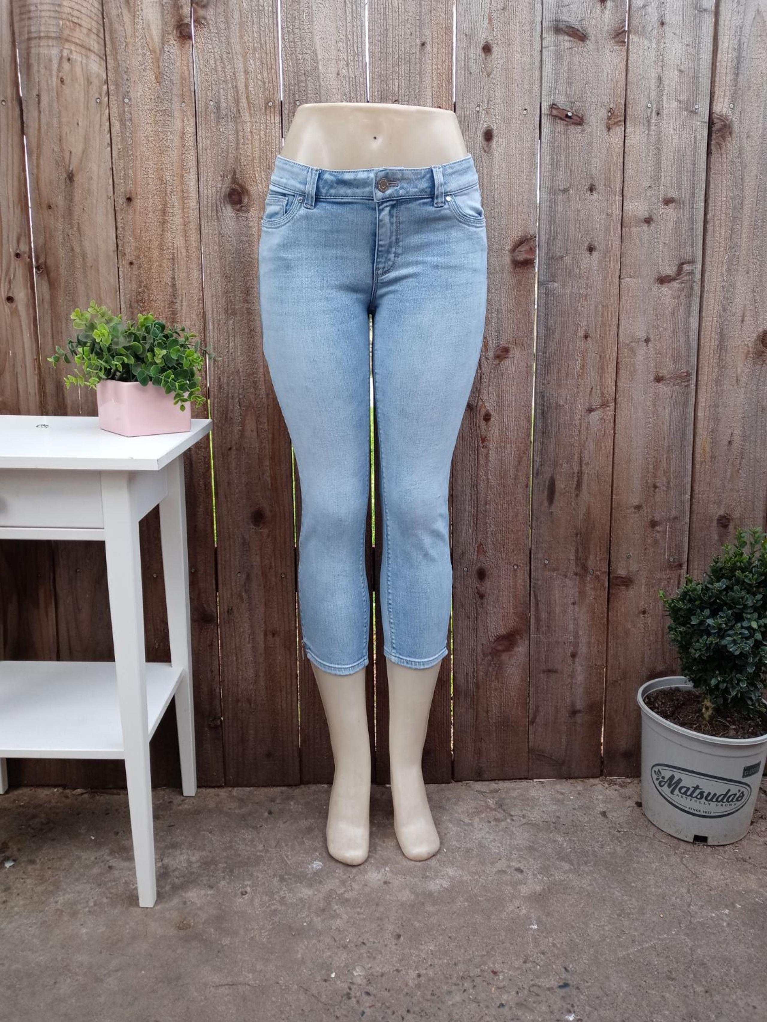 White House Black Market Skinny Stretch