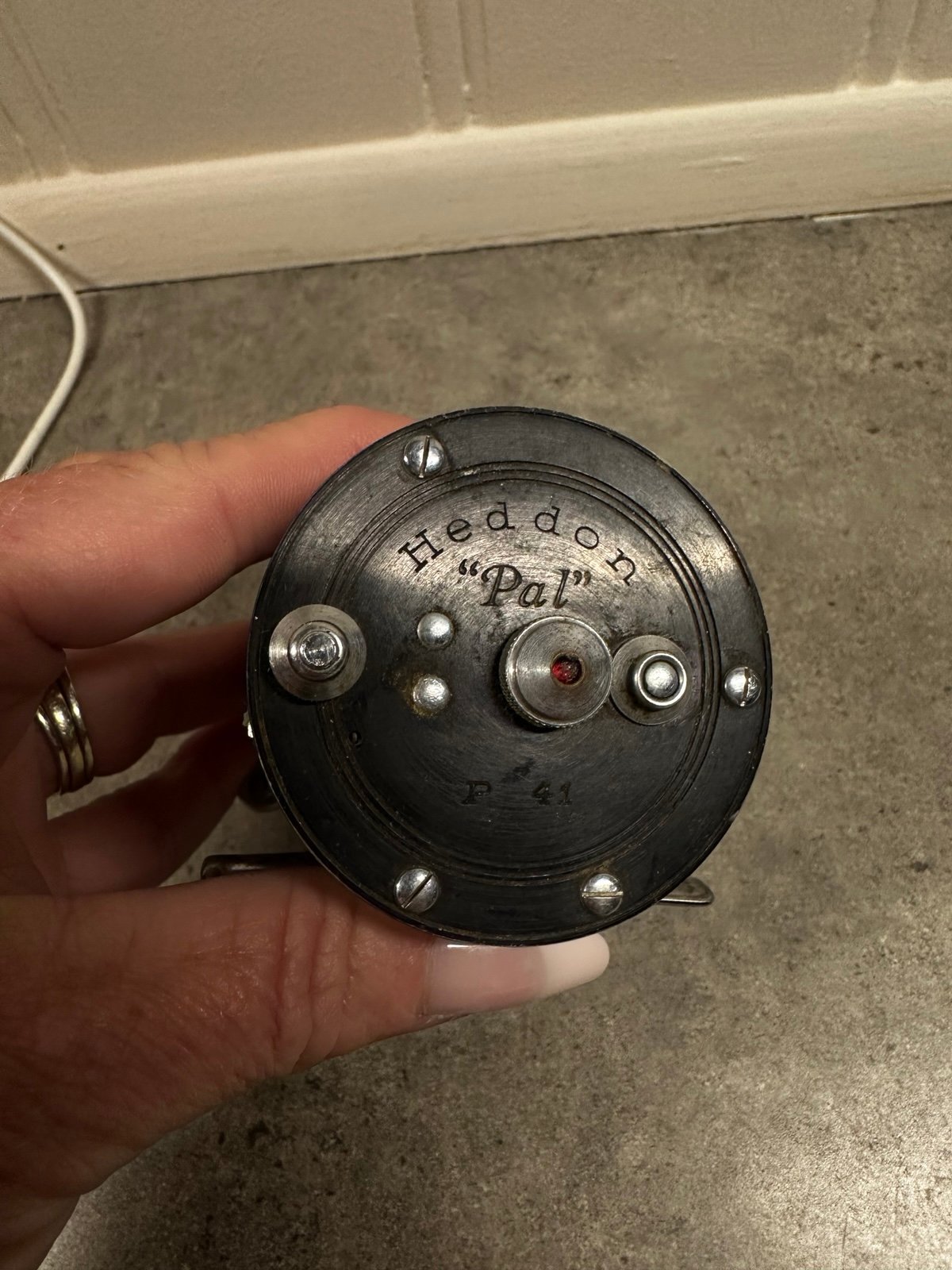 Vintage Heddon Pal P-41 Baitcasting Fishing Reel, Jeweled end-caps, plus bonus