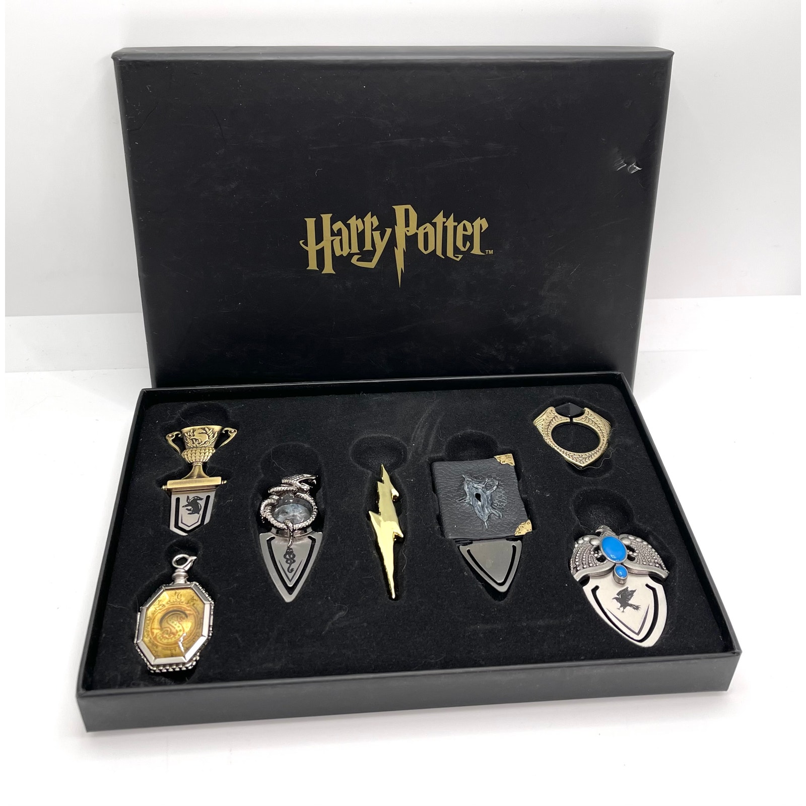 Harry Potter Horcrux Noble Collection Hogwarts Metal Bookmark Set