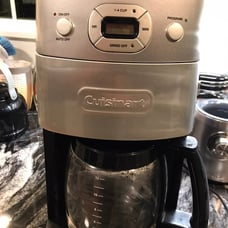 Grind and brew coffee maker