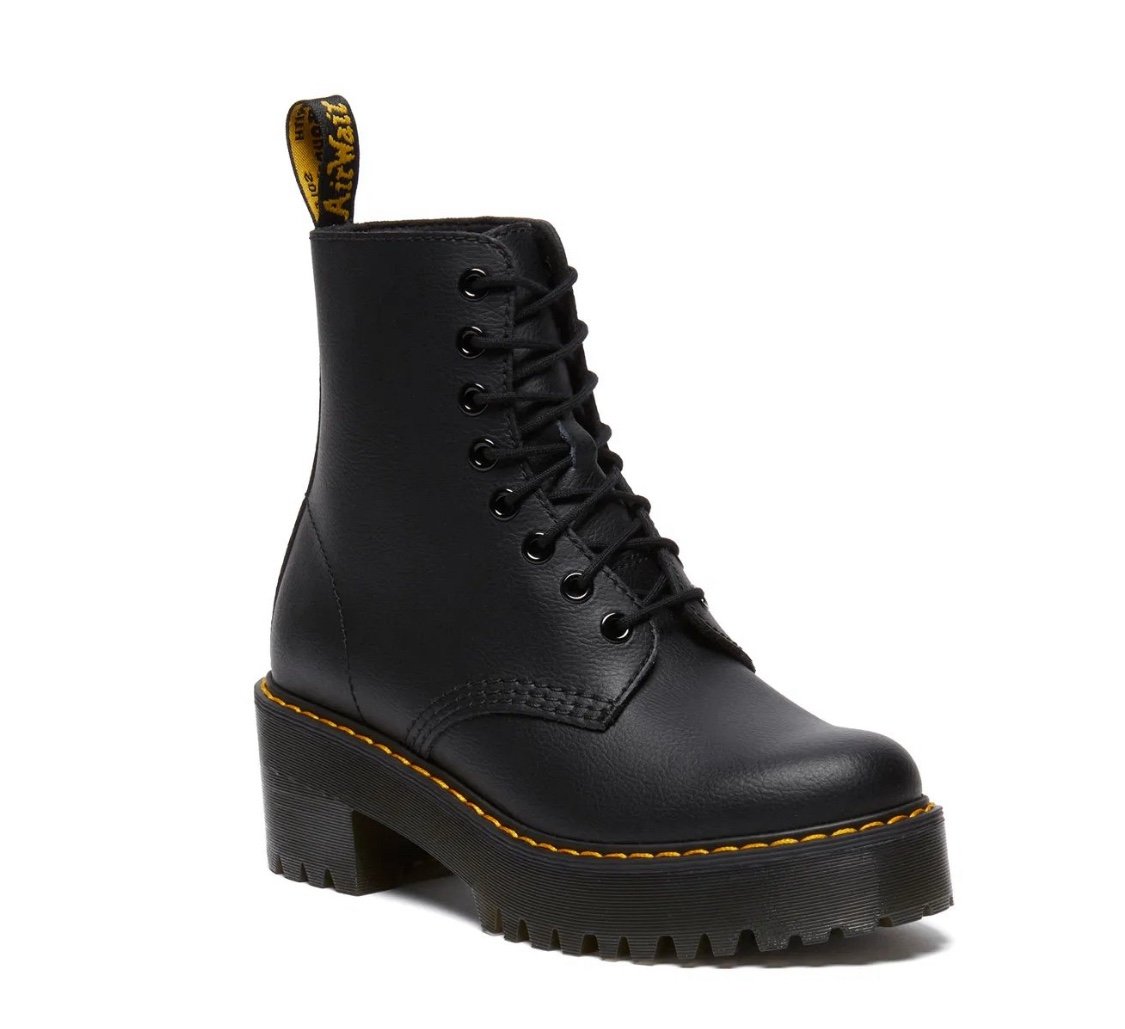 Dr. Martens Sanguine Boots Size 8