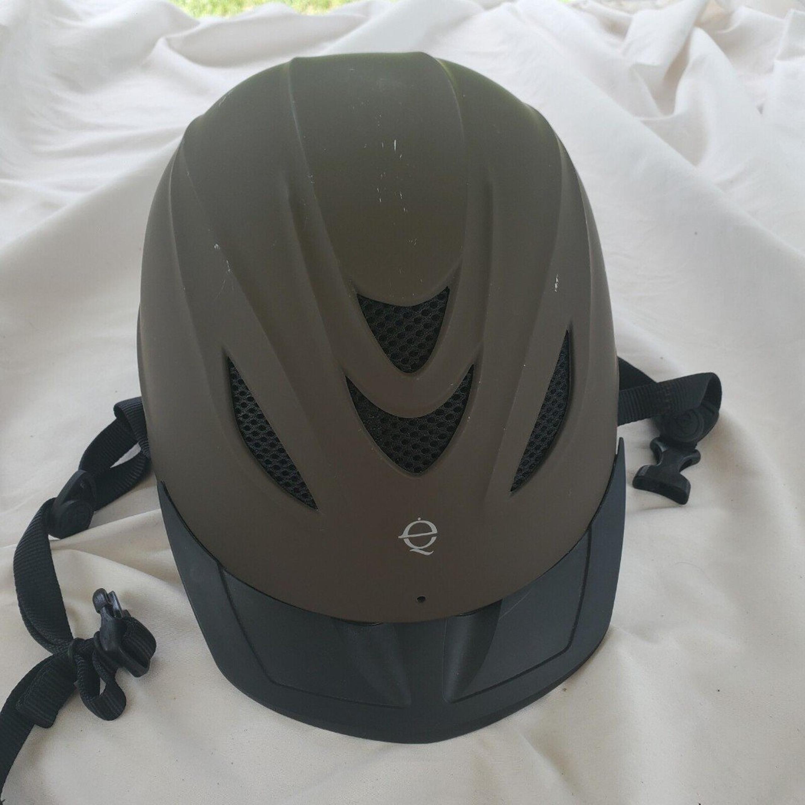 Troxel Intrepid Riding Helmet Size Large With Strap & Visor Equestrienne Horse