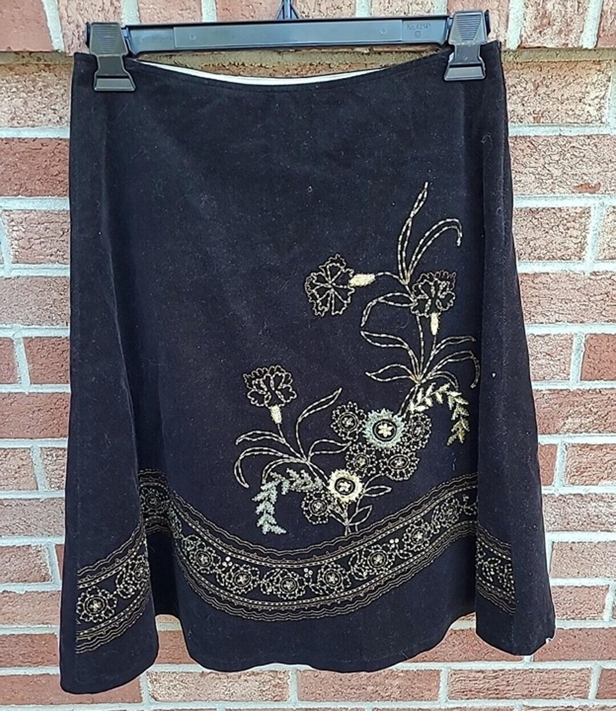 Vintage Willi Smith Velvet Skirt Women's Size 8 Black Gold Accents A Line Skirt