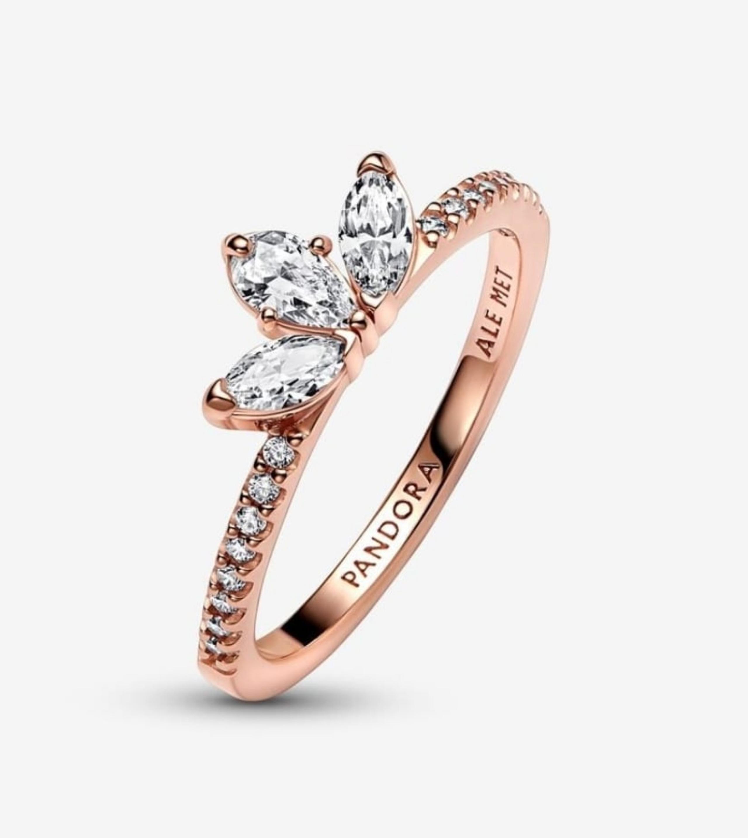 Pandora Sparkling Herbarium Cluster Ring 182392c01-56