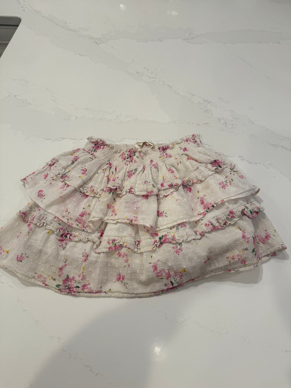 LoveShackFancy Elegant floral Ruffled pink & creamSkirt size 10 LIKE NEW