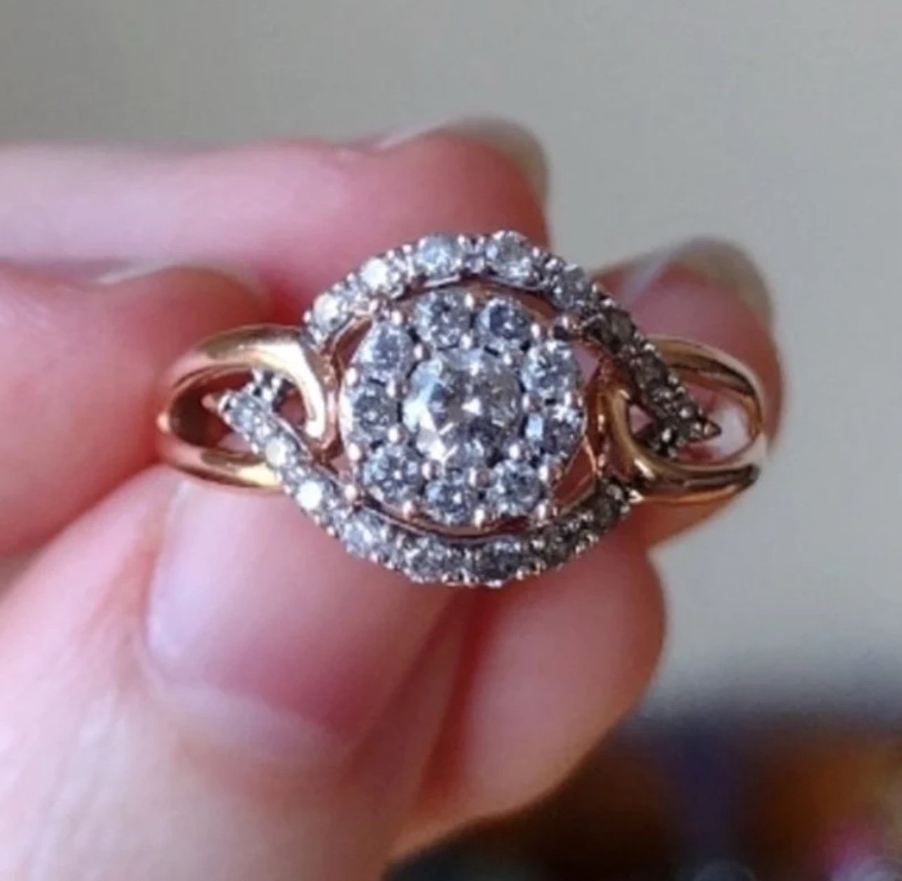 10K Gold Halo Diamond Princess Ring