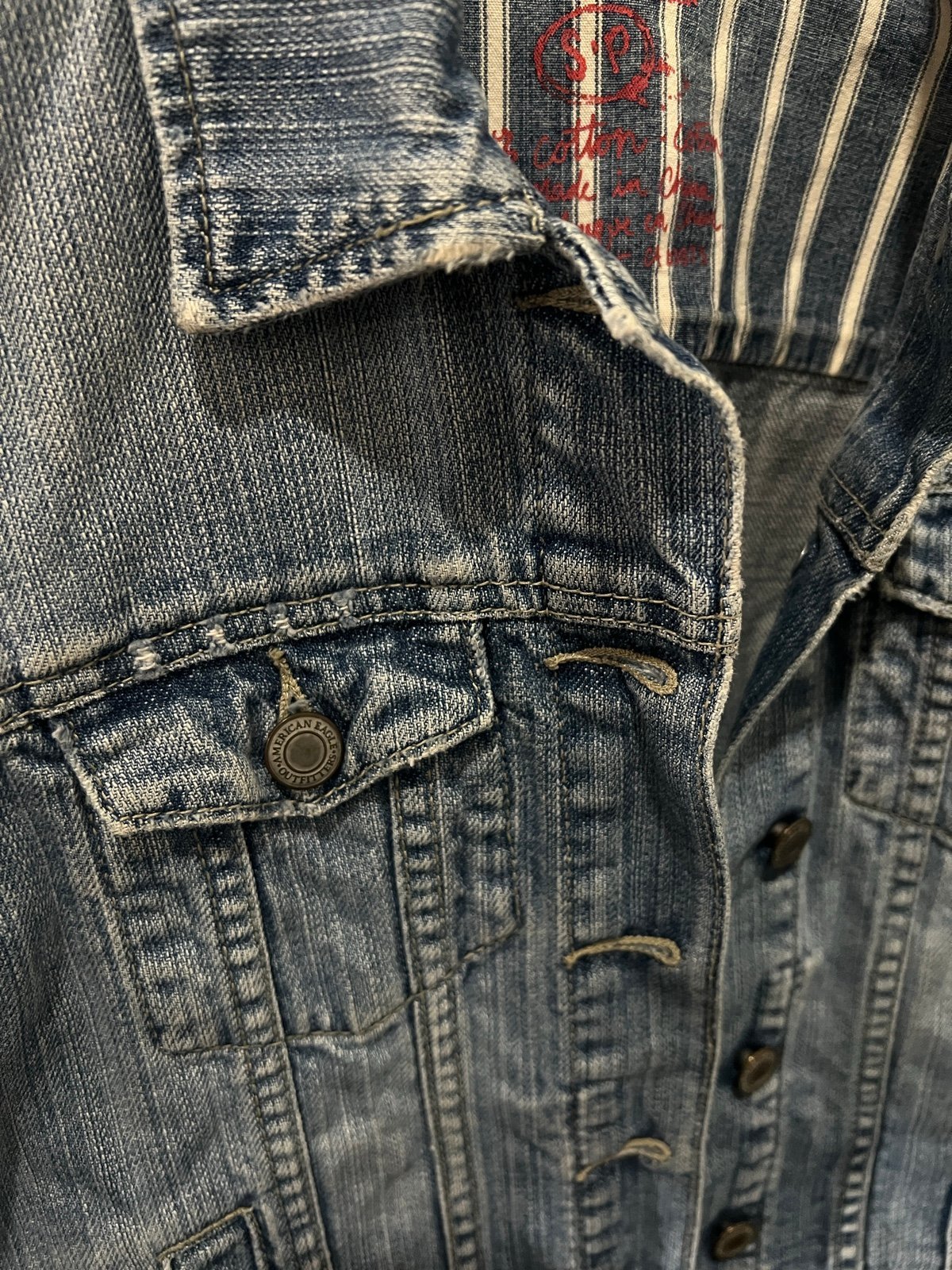 Vintage American Eagle jean jacket