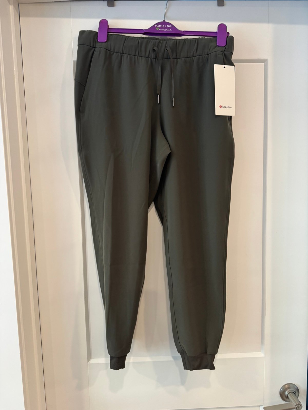 NWT Lululemon On The Fly Jogger Dark Olive size 10