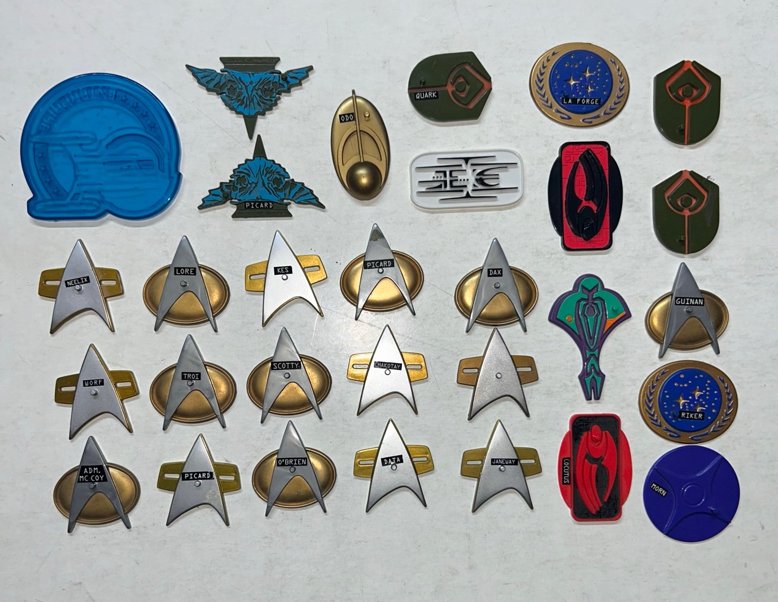 Star Trek Stand Lot