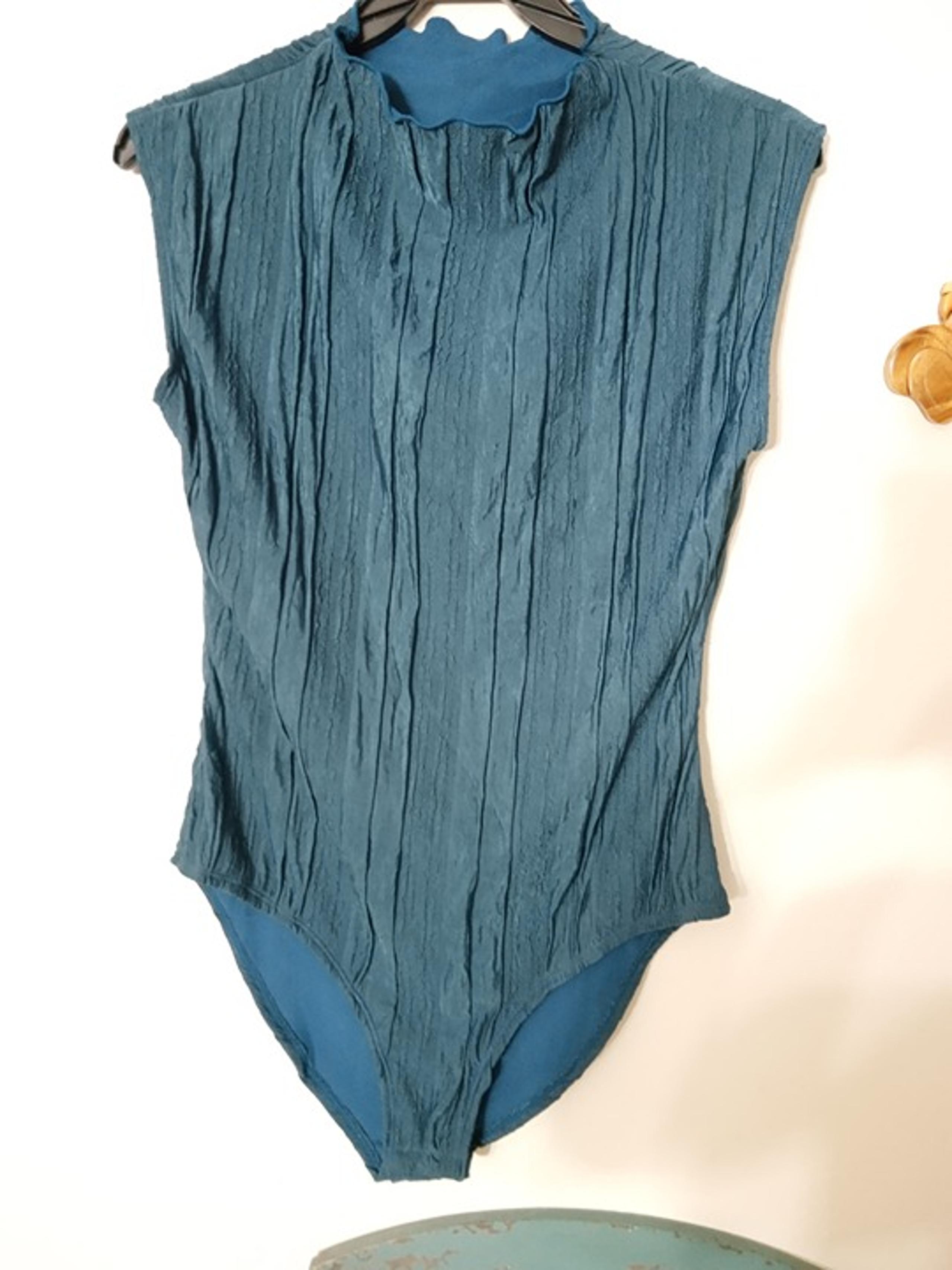 Boutique women's large layered textured bodysuit hippie boho moto dopamine top