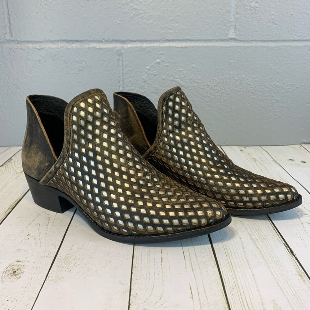 Musse & Cloud Metallic Lattice Leather Grey/Brown/Silver Boot-Women's 8