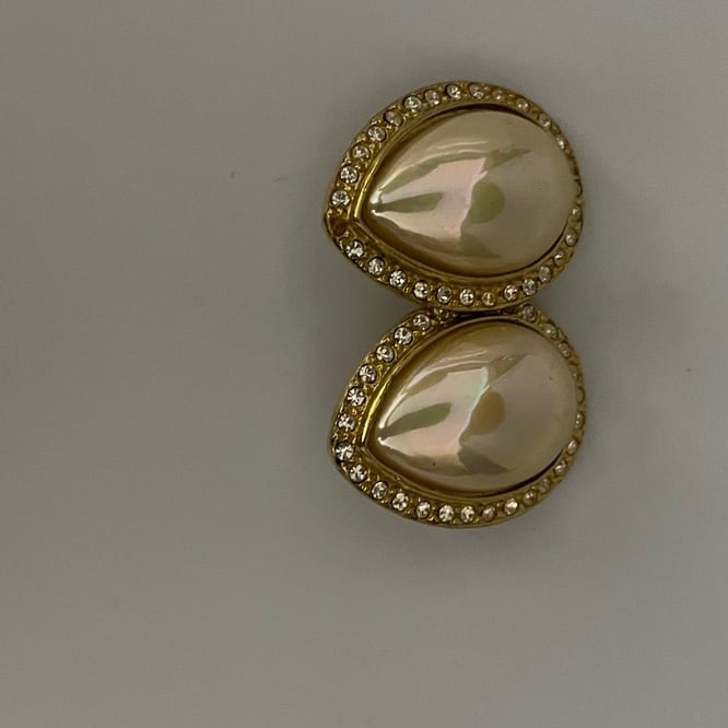 Gold pearl diamond earrings