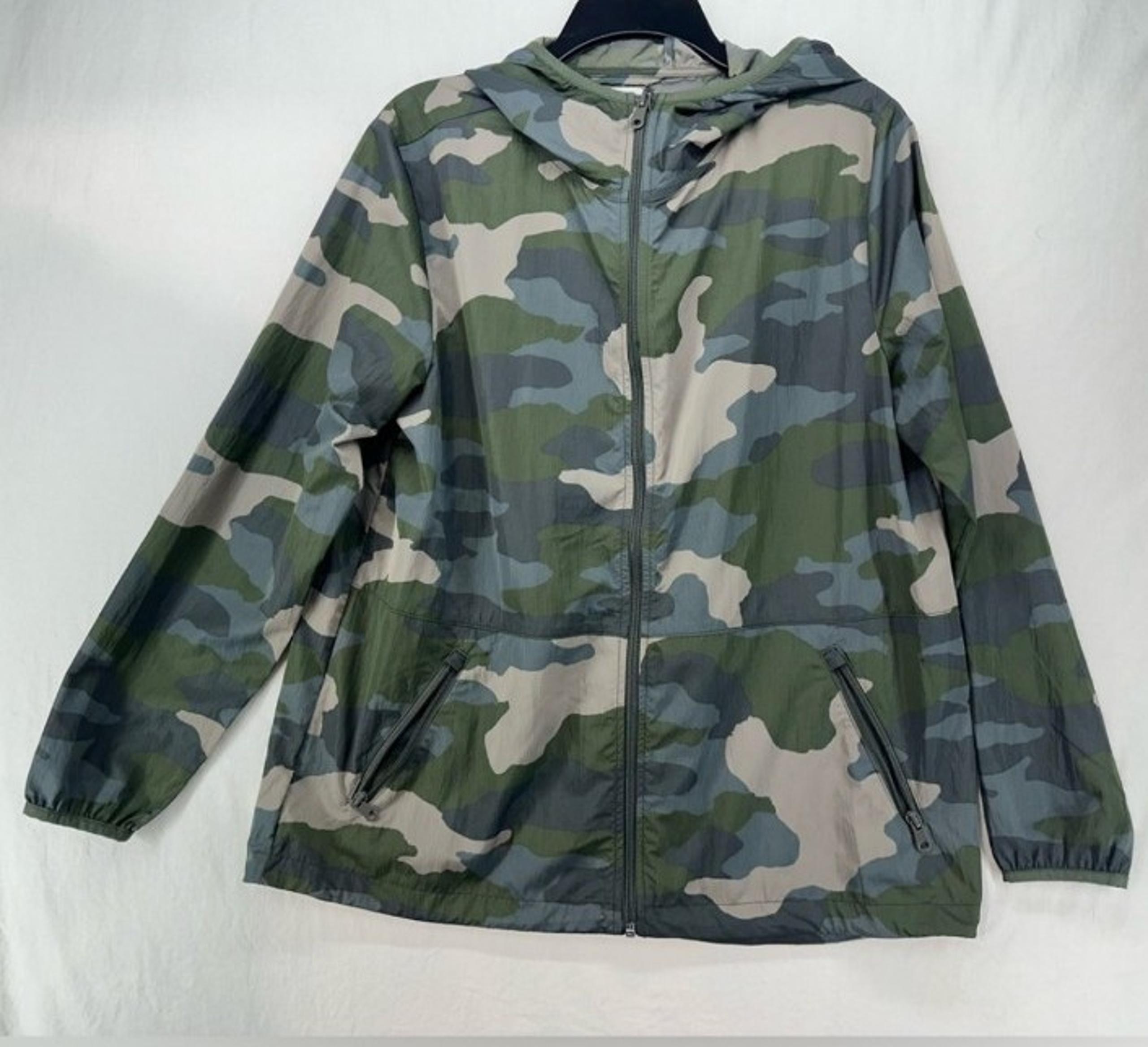 Camo Windbreaker Aerie Offline Jacket Medium nwot