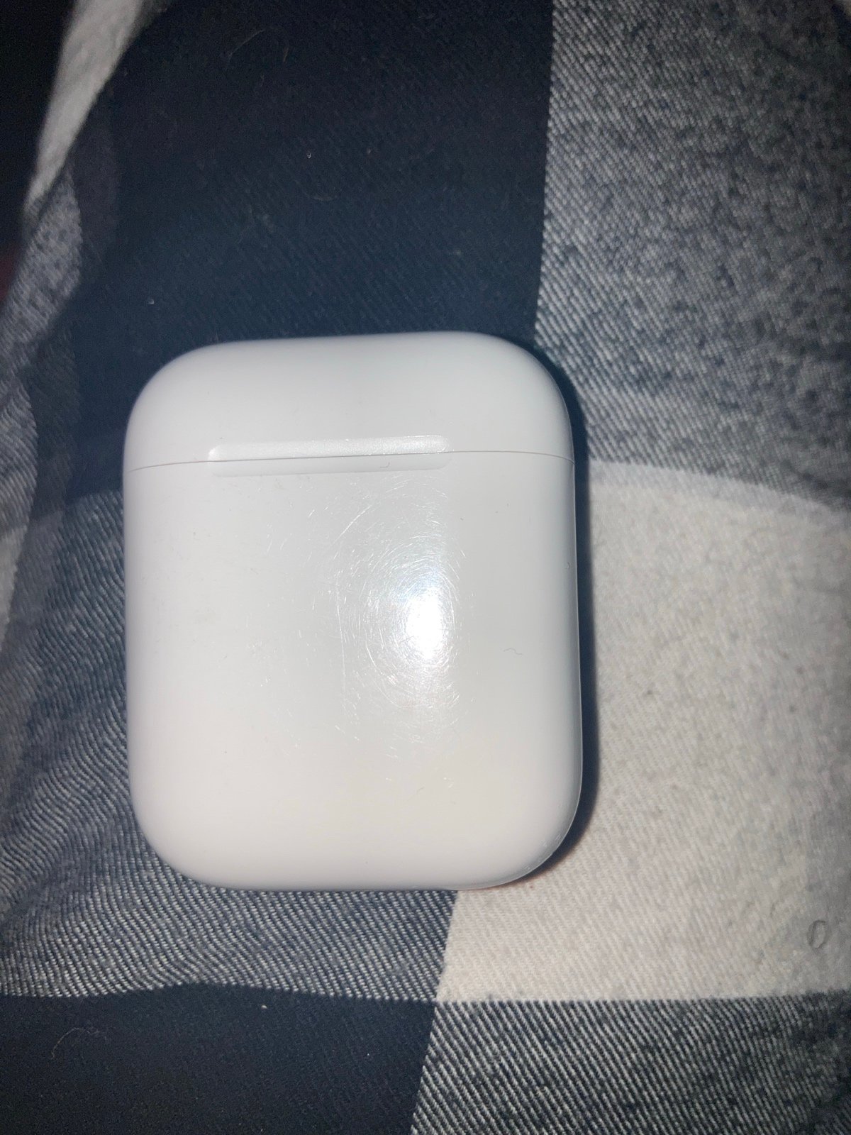 airpods 2nd gen charging case