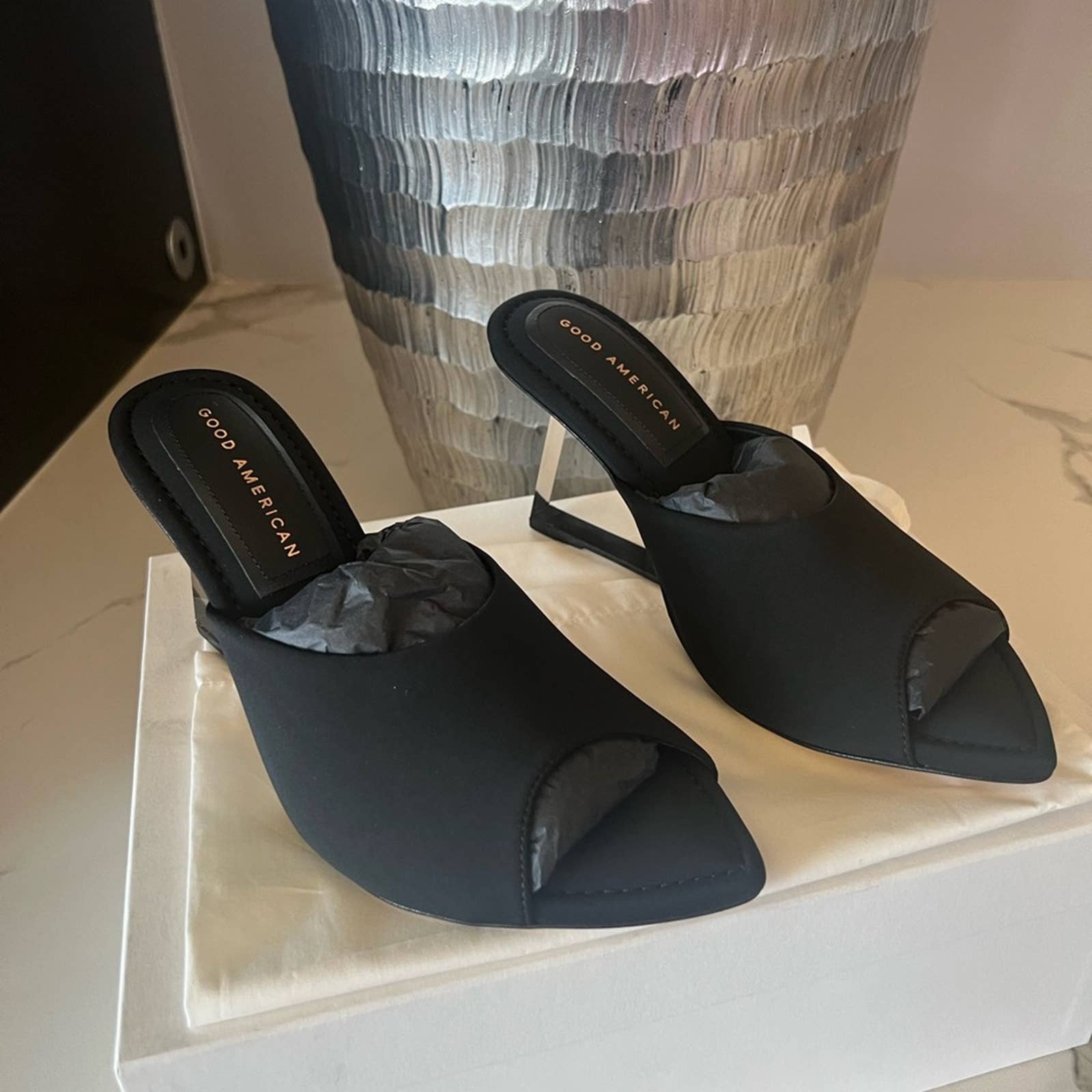 Good American Black Mules