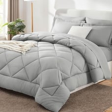 7-Pieces Queen Bedding Comforter Set -NEW