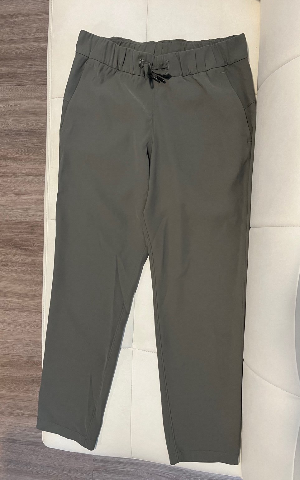 On the fly pants (woven) size 6