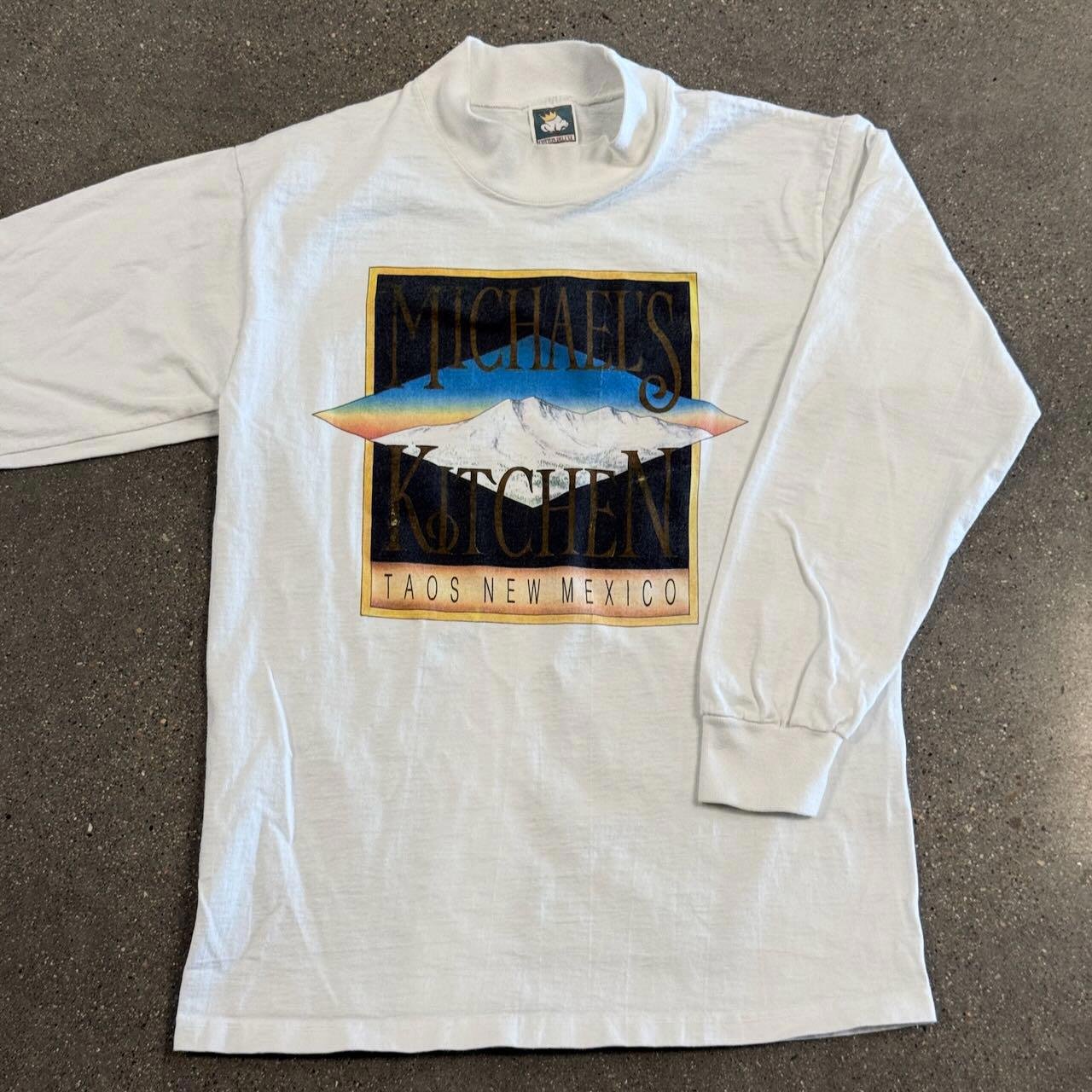 VTG 90s Michael's Kitchen Taos New Mexico Long Sleeve T-Shirt Anvil M