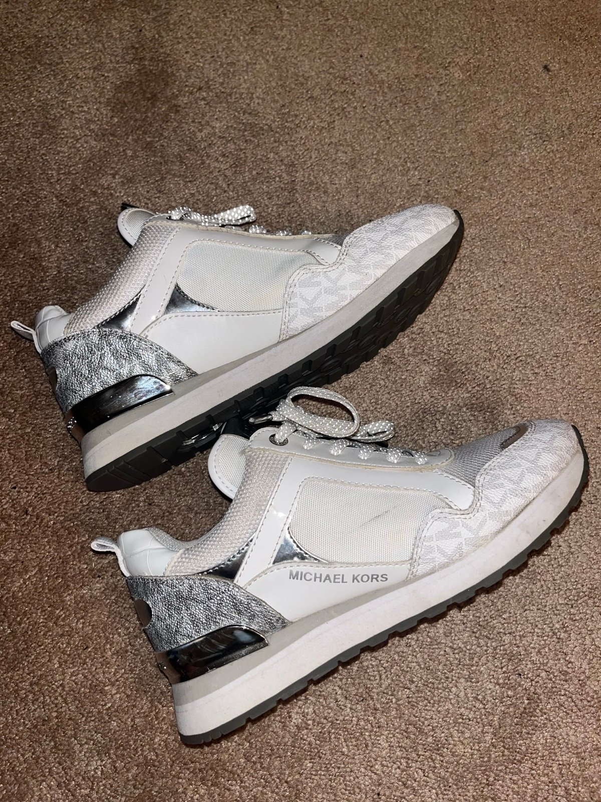 michael kors trainers silver