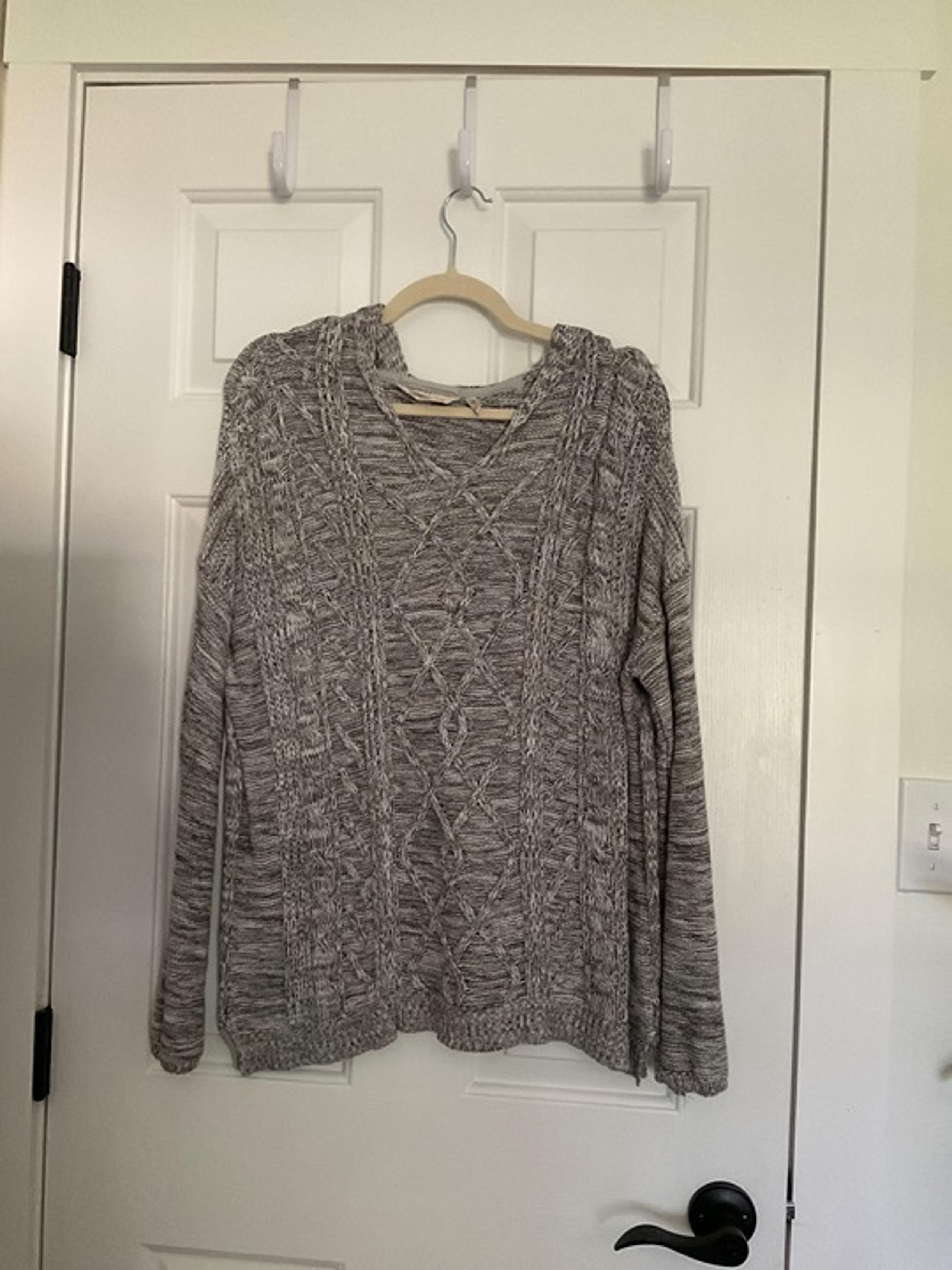 Soft Surroundings Cable  Knit  Hoodie Sweater Sz M 100% cotton