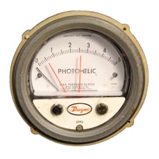 Dwyer Photohelic Series 3000MR Pressure Switch 24VDC New