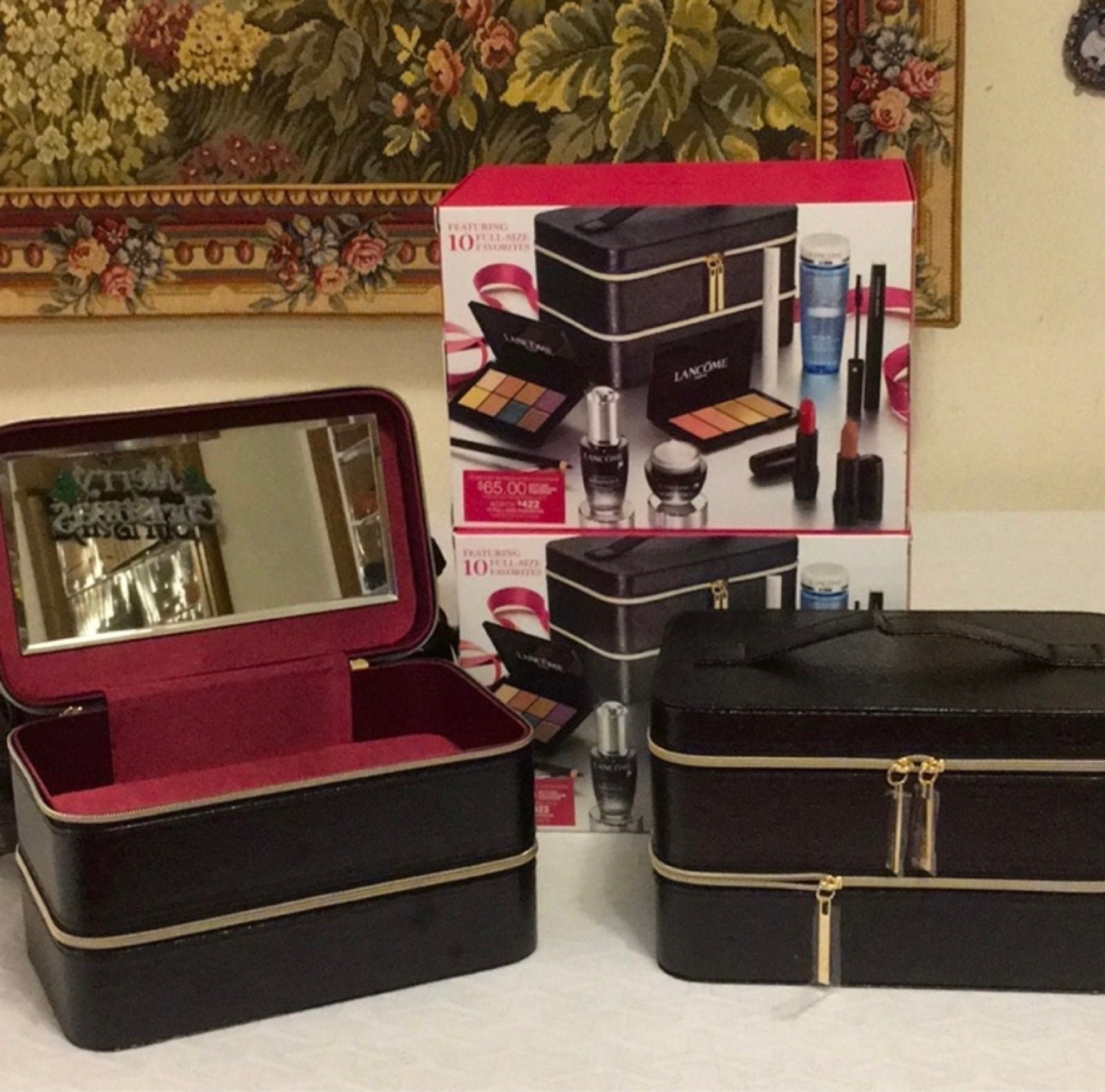 1 Lancôme Cosmetic Jewelry Makeup Case With Custom Made Mirror ♥️