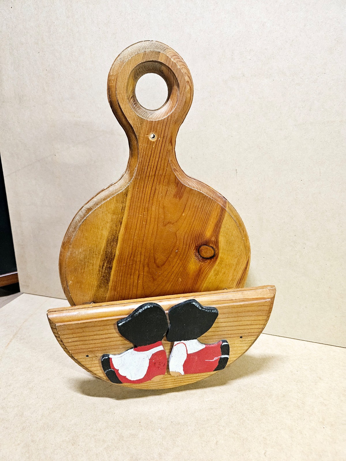 Vintage 1980s Wooden Paper Plate Holder with Country Kids