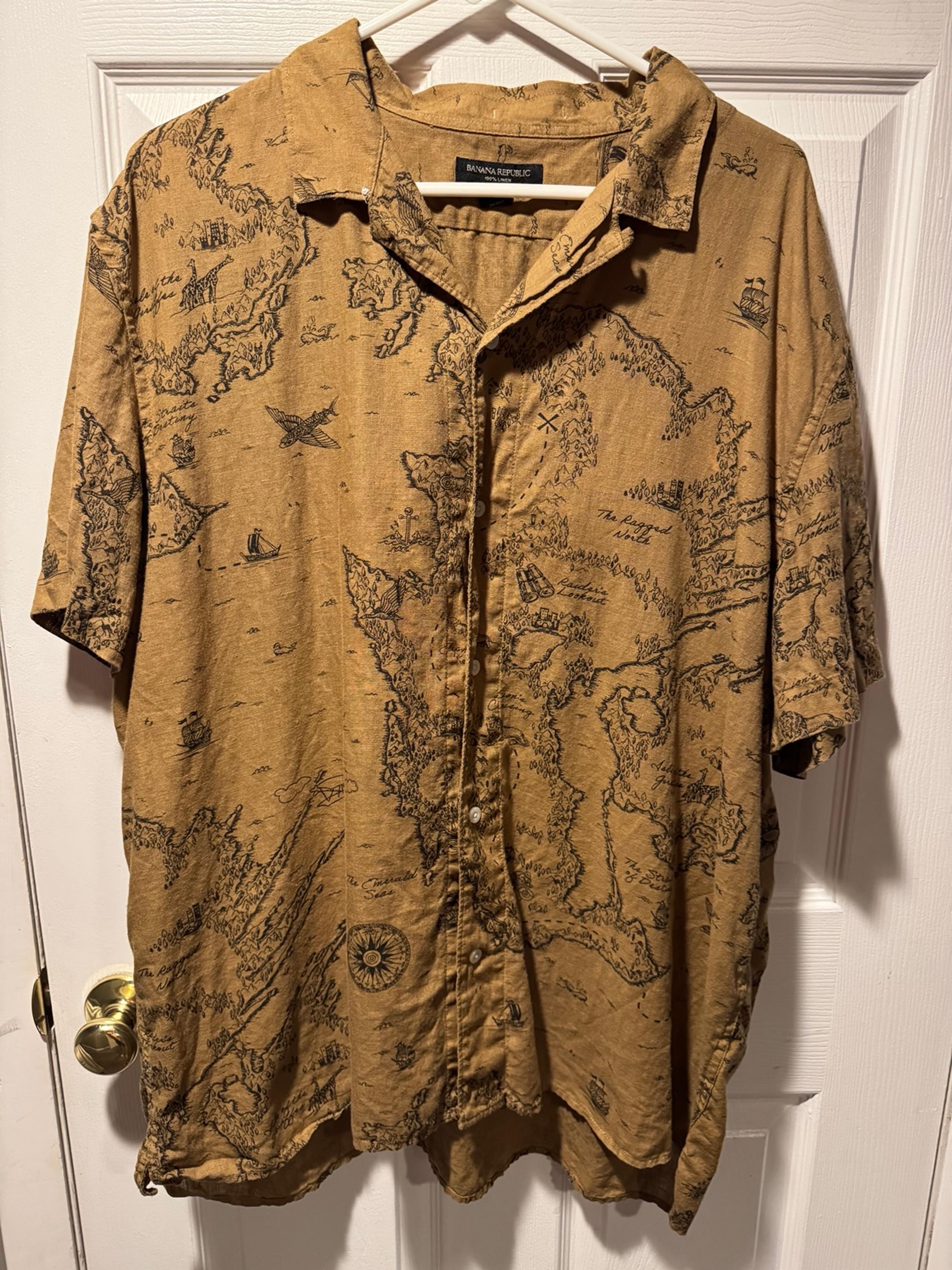 Banana Republic Brand Linen Button Down Polo Collared Tan All-Over Map Shirt