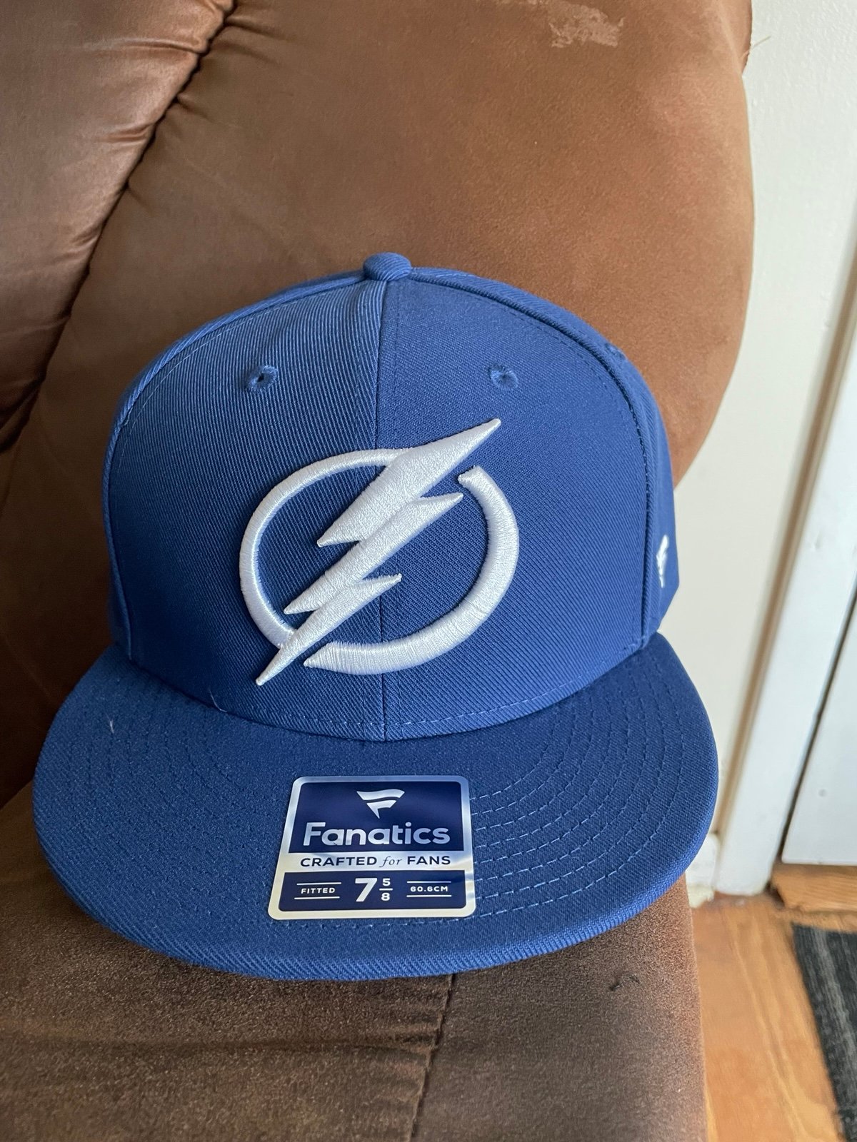Tampa Lightning Fanatics NHL pro fitted hat 7 5/8