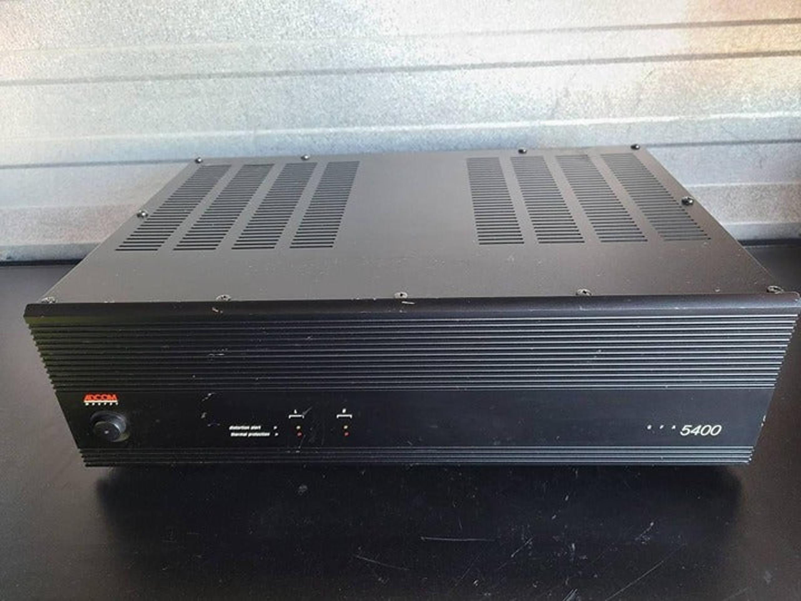ADCOM GFA-5400 Stereo Power Amplifier 125W