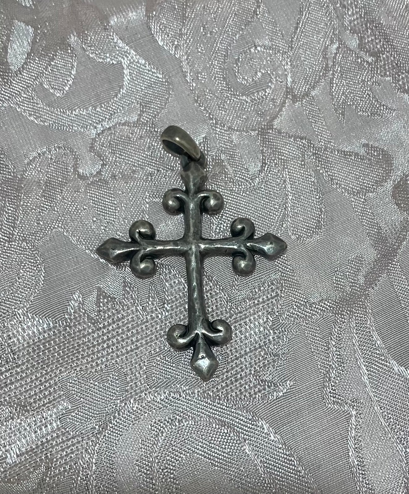 Rare Retired James Avery Fleur Cross Pendant