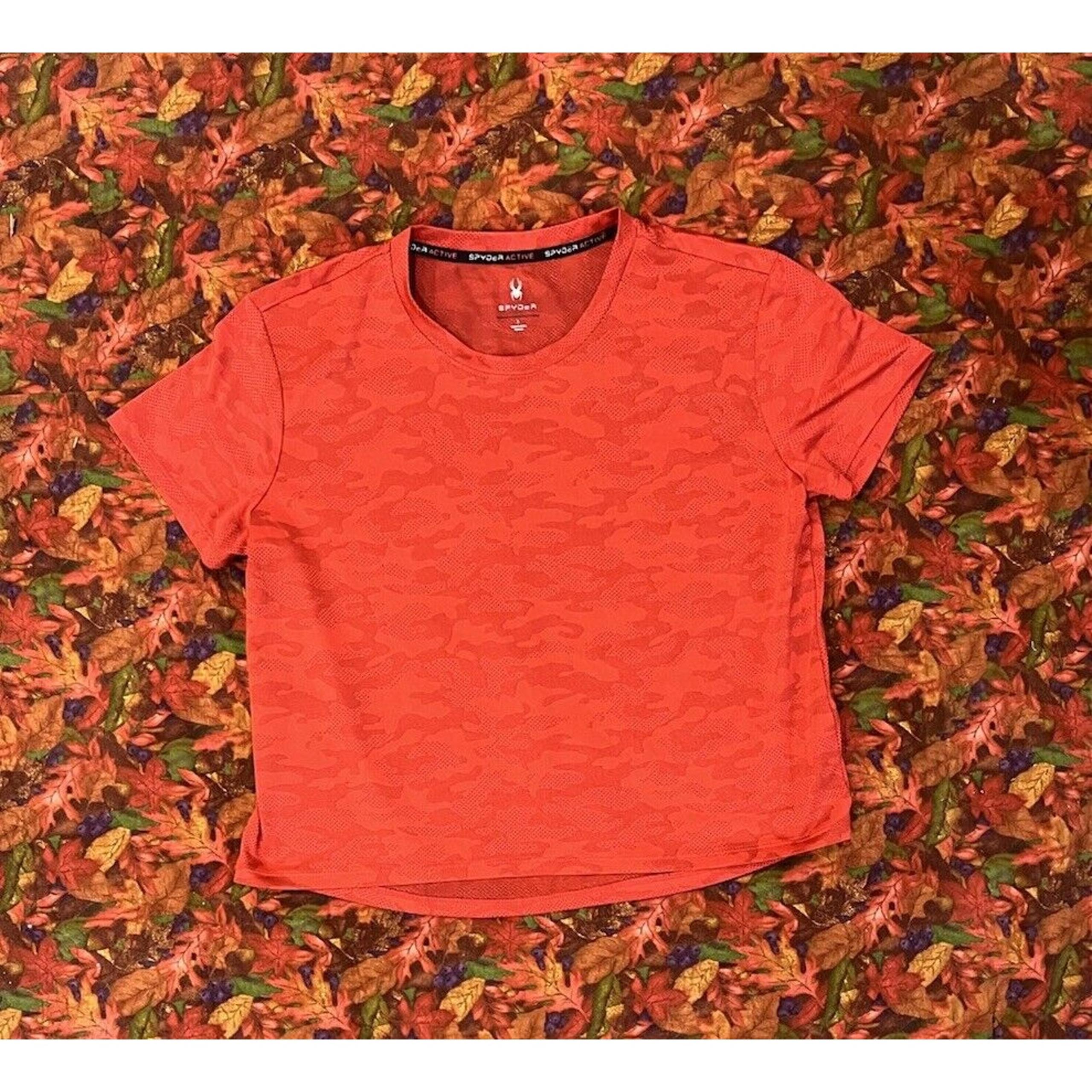 Spyder Active Women's Athletic Red Camo T-shirt Size Large