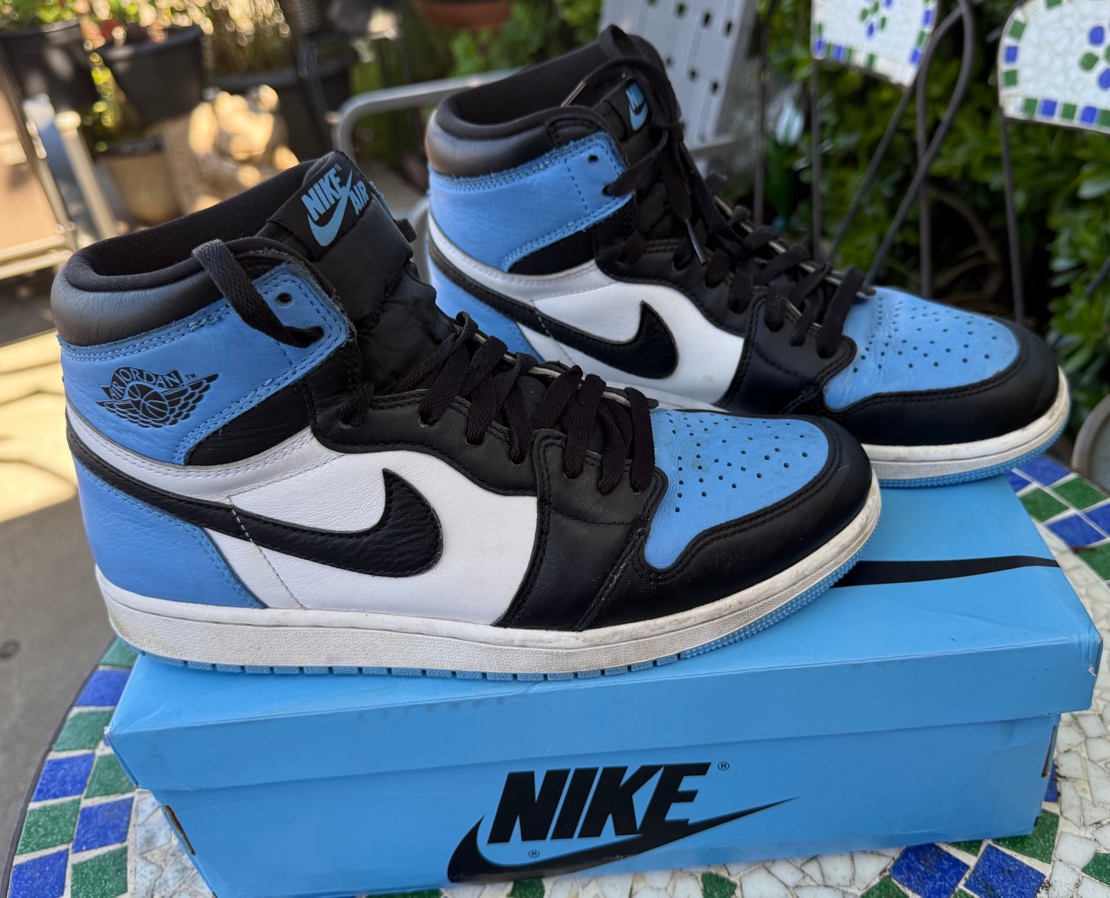 Nike Air Jordan 1 Retro High OG UNC Toe SIZE 9.5