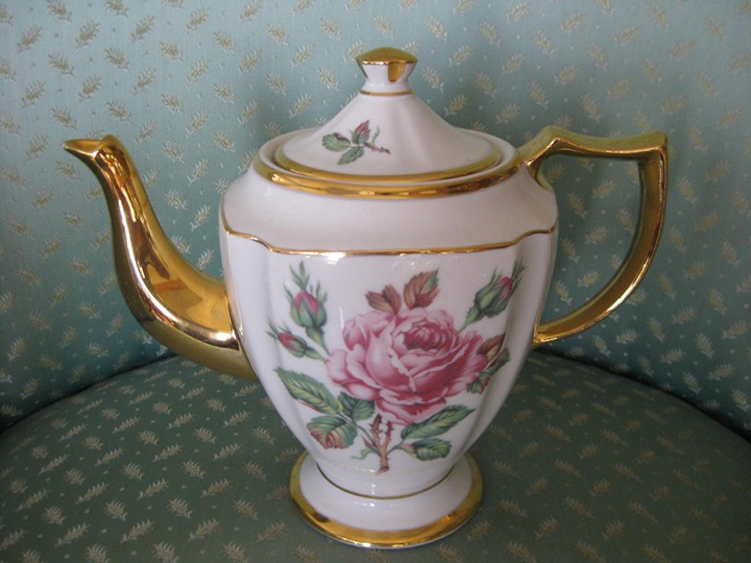 VINTAGE KINGWOOD CHINA PORCELAIN TEAPOT W/ GOLD SPOUT & HANDLE, ROSE FLOWER