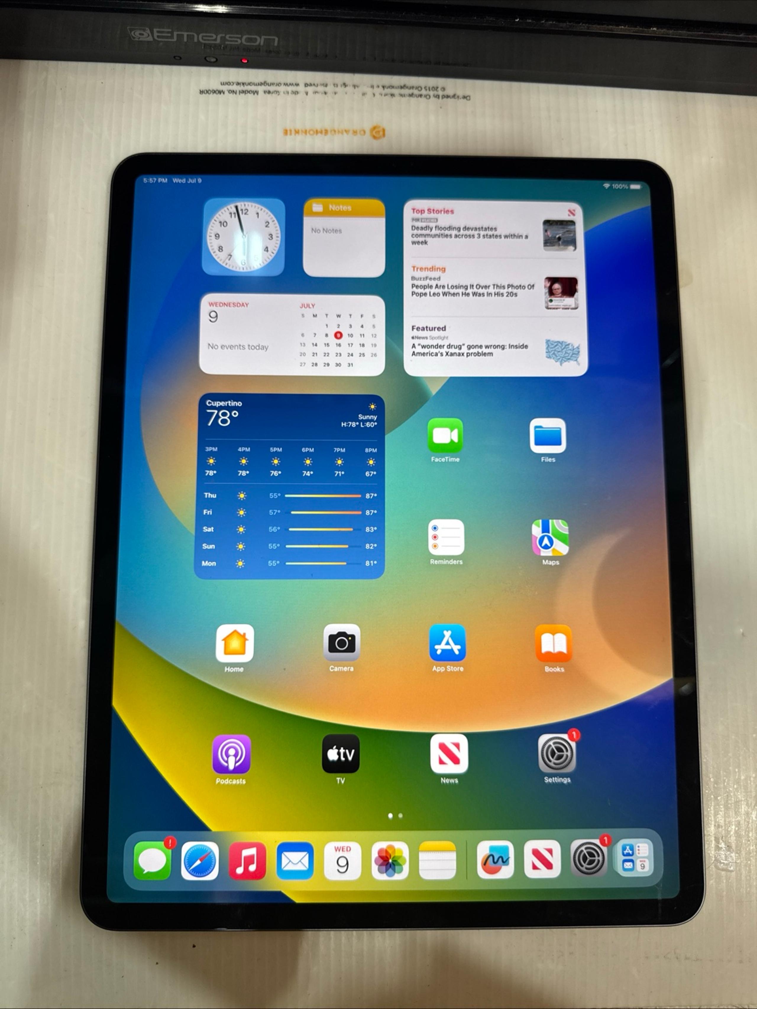 2020 Apple iPad Pro 4th Generation A2229 12.9" 128GB WiFi Gray