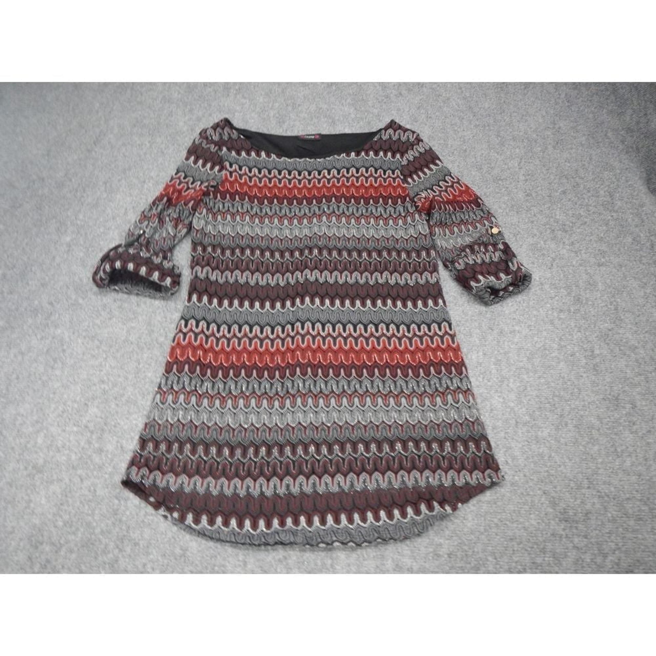 Cocomo Wavy Pattern Tunic Top Women's Medium 3/4 Sleeve Burgundy Gray Red Boho