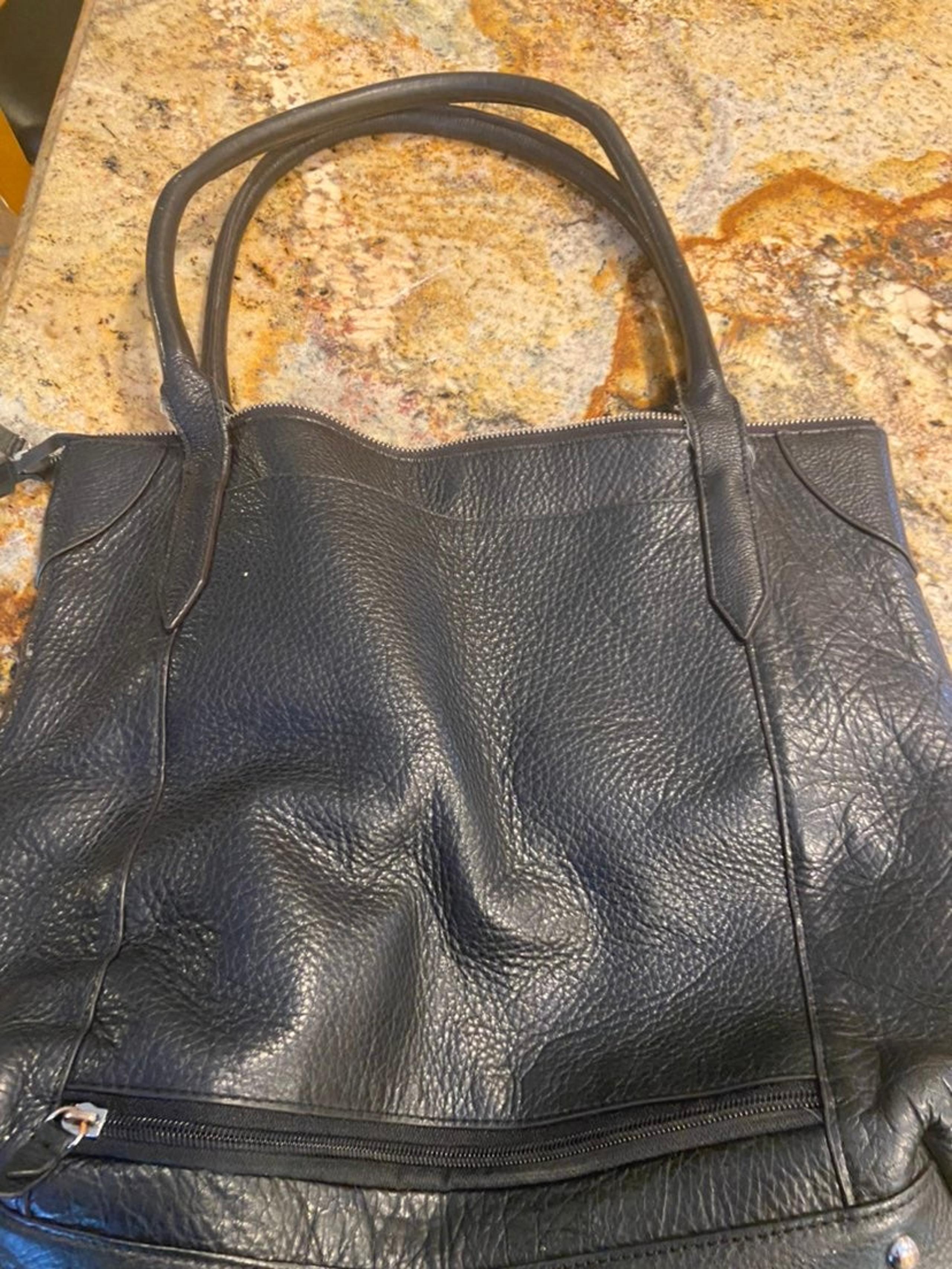 LODIS BLACK SHOULDER BAG